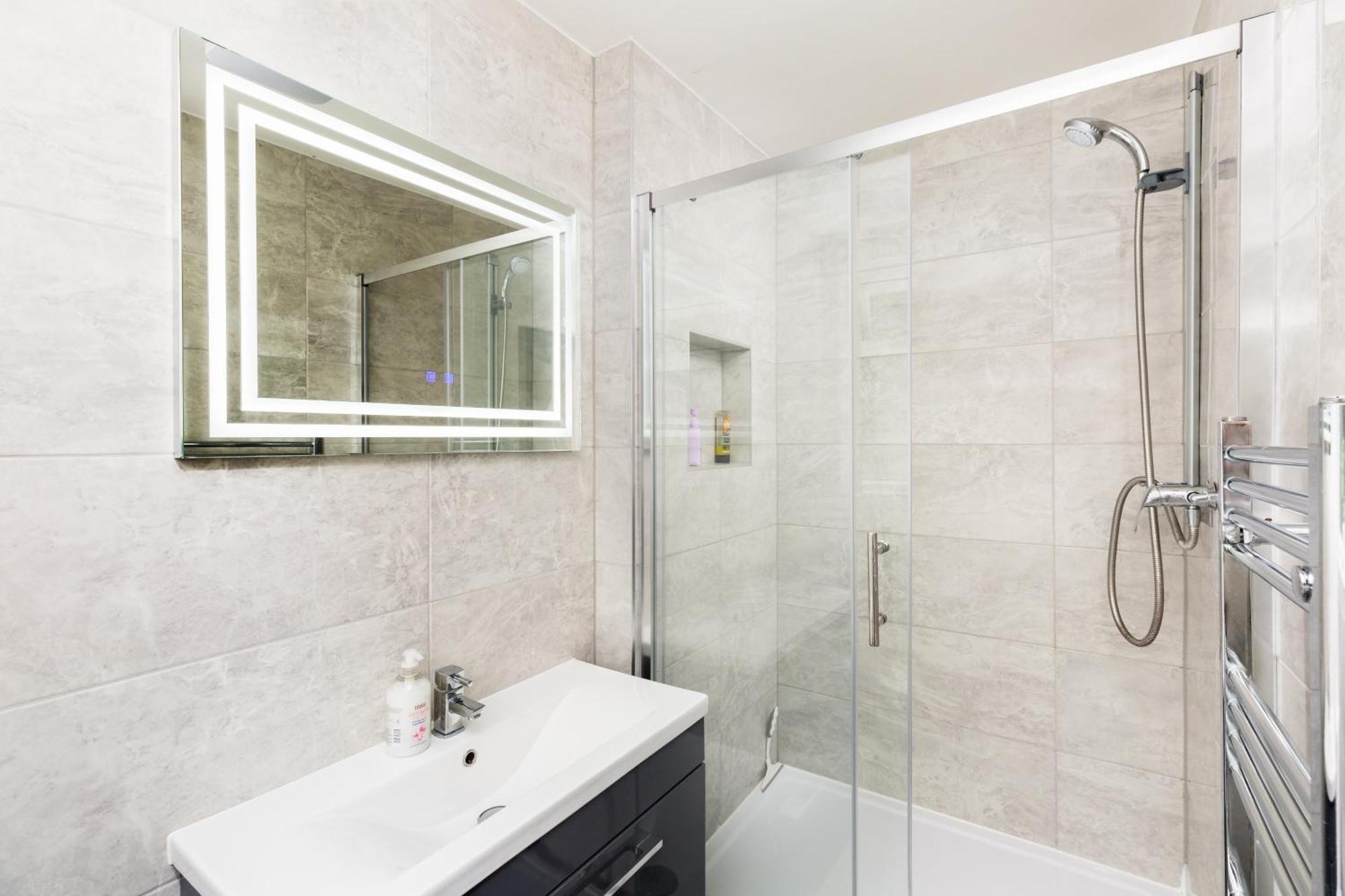 1-Bedroom Apartment In Leamington Spa With Free Parking エクステリア 写真
